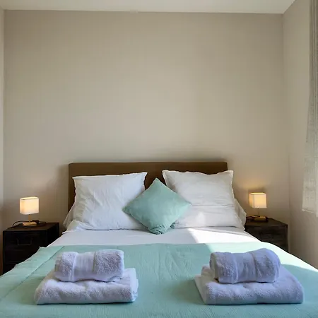 *.* De U Nespulu Di Anghjulina *.* בורגו