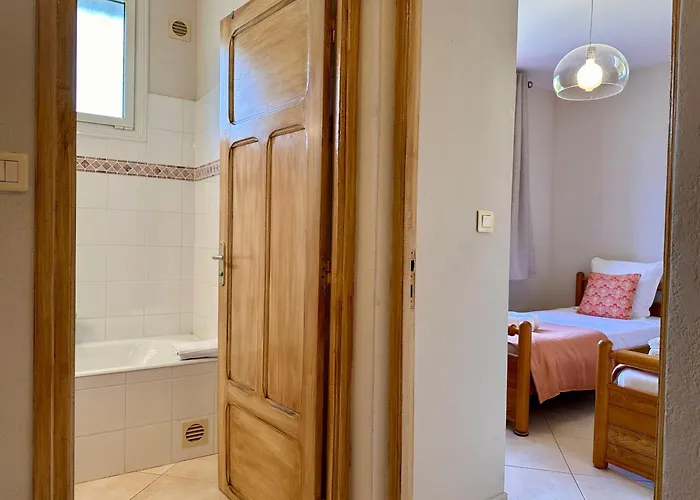 *.* De U Nespulu Di Anghjulina *.* *