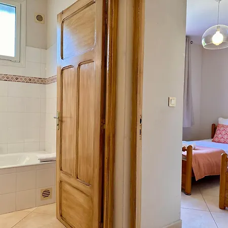 *.* De U Nespulu Di Anghjulina *.* *